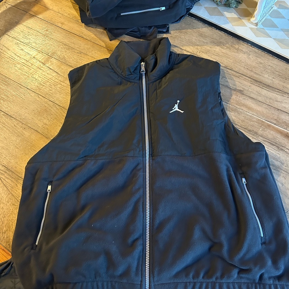 Jordan Black Men's Vest